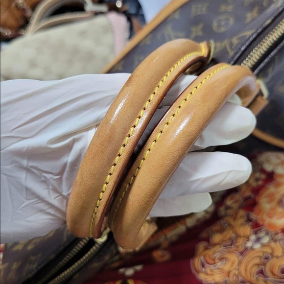 Authentic Alma Monogram PM - Picture 3 of 10